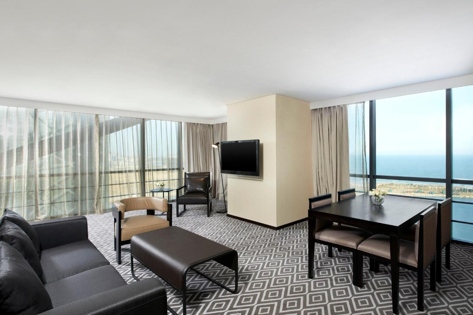 Four Points By Sheraton Qingdao, West Coast Экстерьер фото