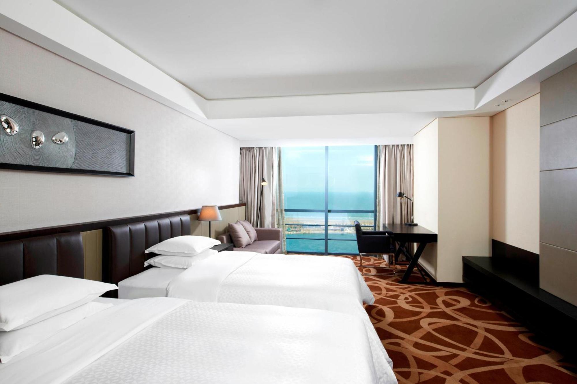 Four Points By Sheraton Qingdao, West Coast Экстерьер фото