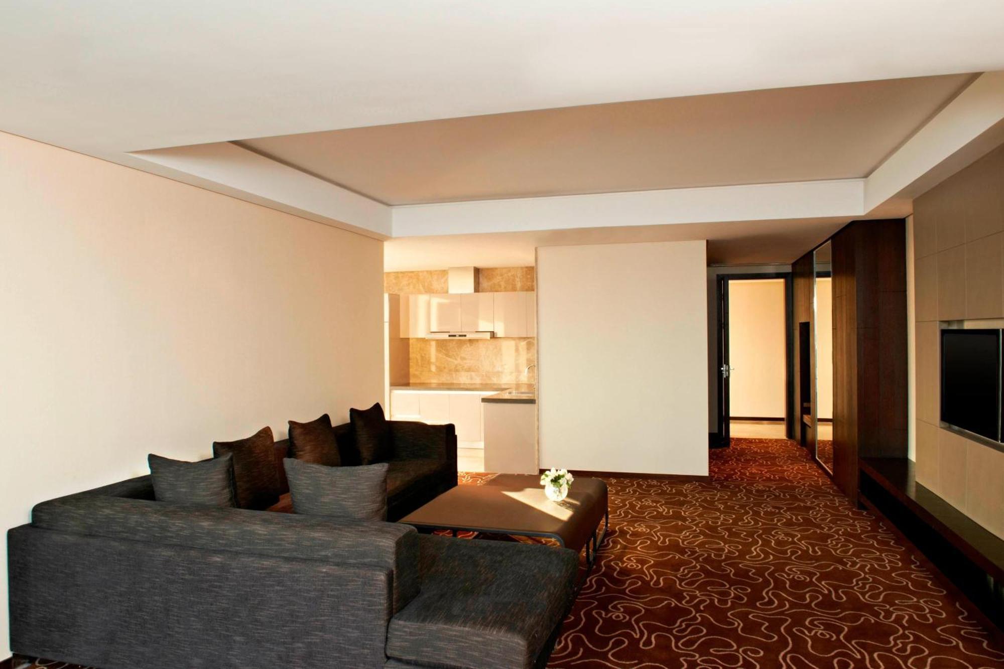 Four Points By Sheraton Qingdao, West Coast Экстерьер фото