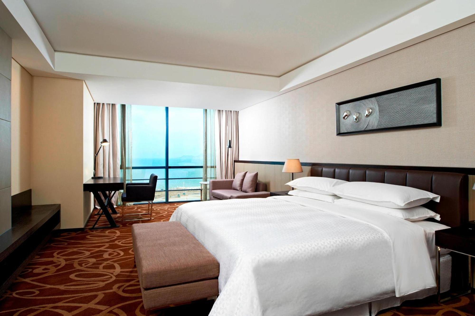 Four Points By Sheraton Qingdao, West Coast Экстерьер фото