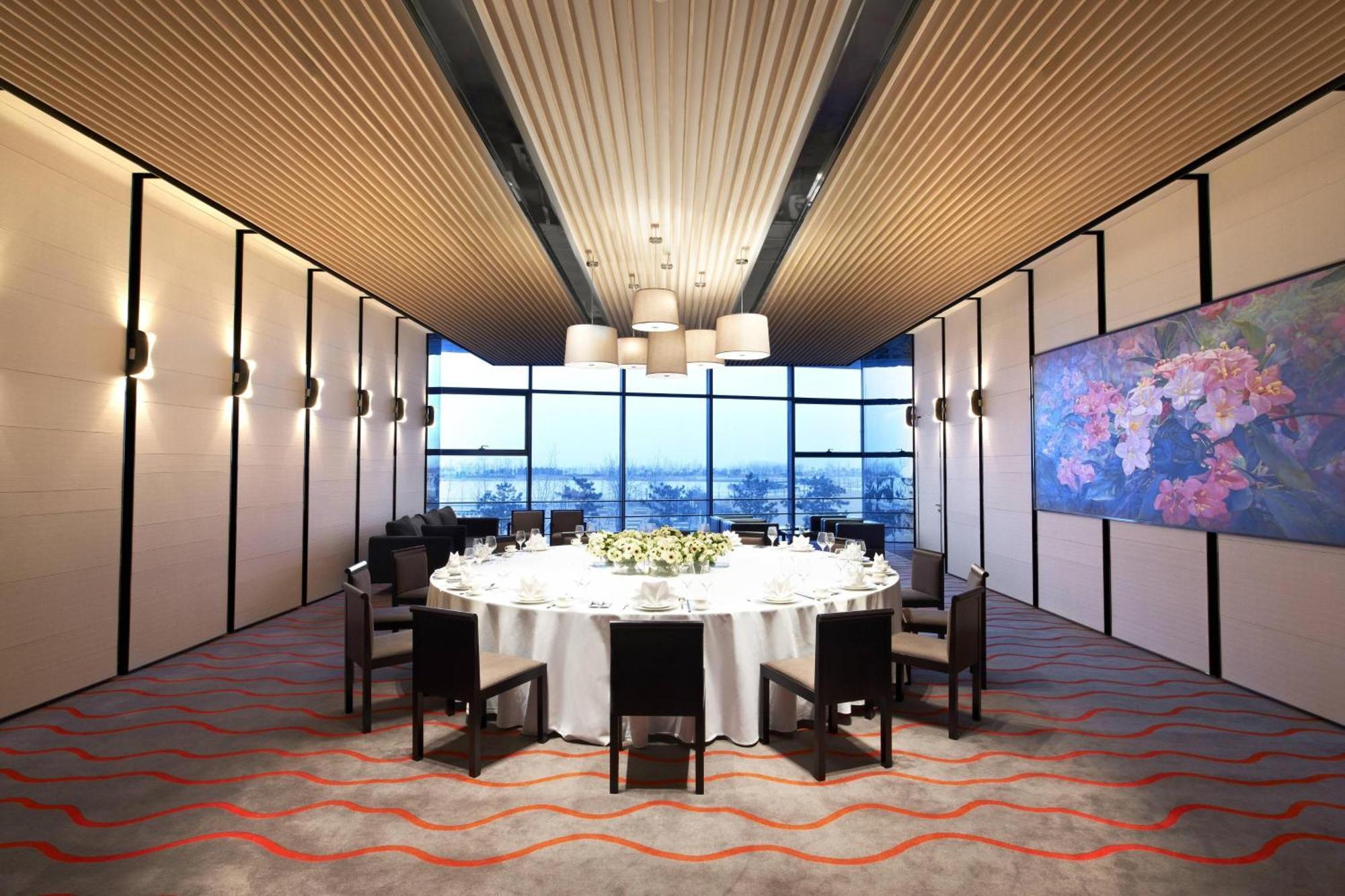 Four Points By Sheraton Qingdao, West Coast Экстерьер фото
