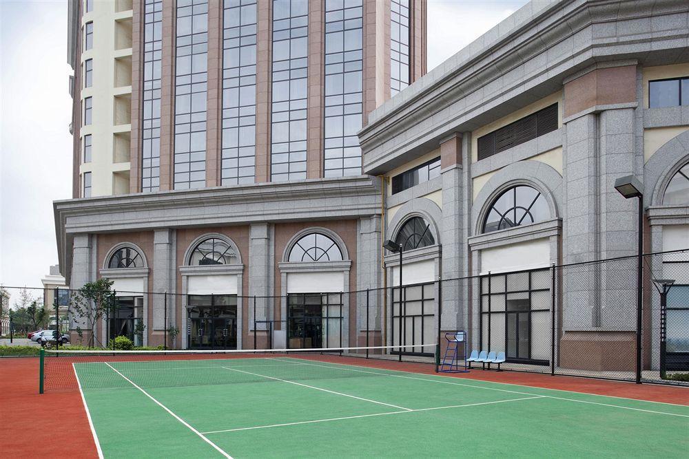 Four Points By Sheraton Qingdao, West Coast Экстерьер фото