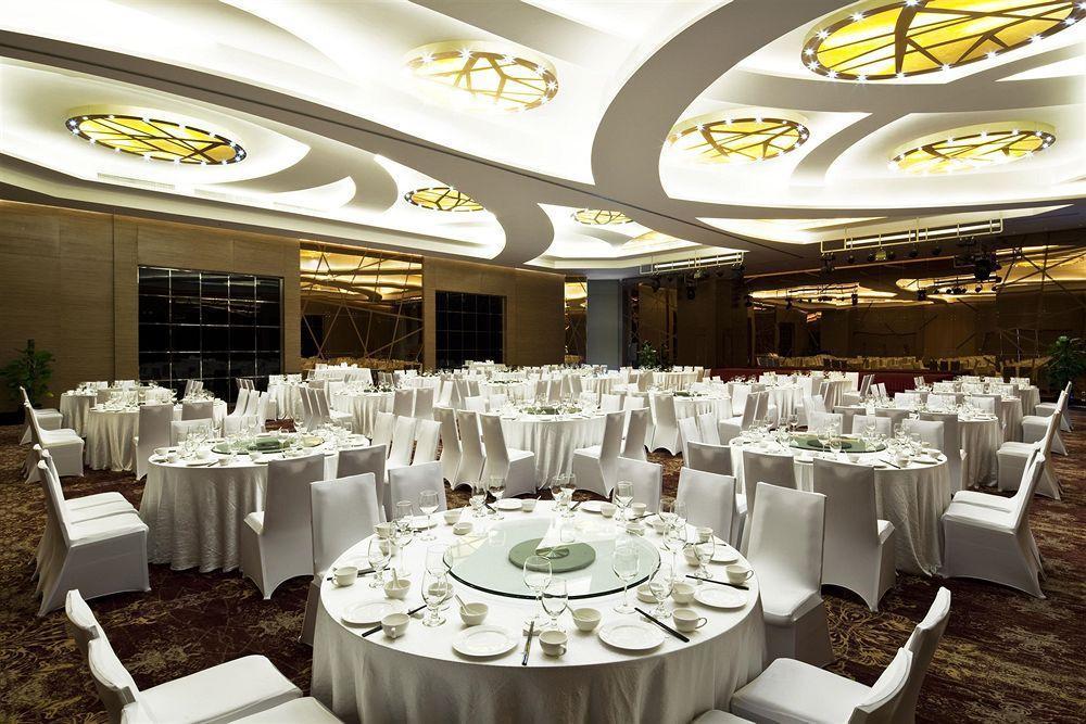 Four Points By Sheraton Qingdao, West Coast Экстерьер фото