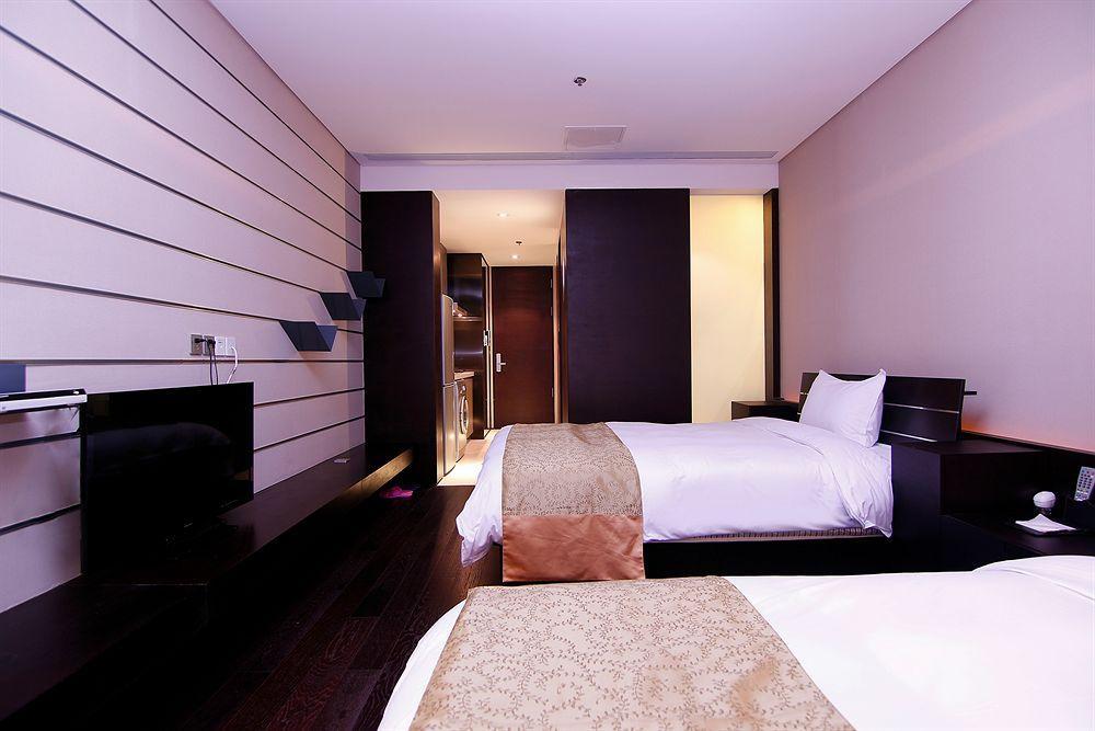 Four Points By Sheraton Qingdao, West Coast Экстерьер фото